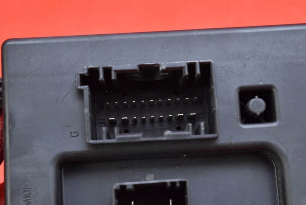 фото №8, Коробка запобіжників bsi gx73-14f041-al jaguar xe 3.0 v6 sc 340 km 14-20