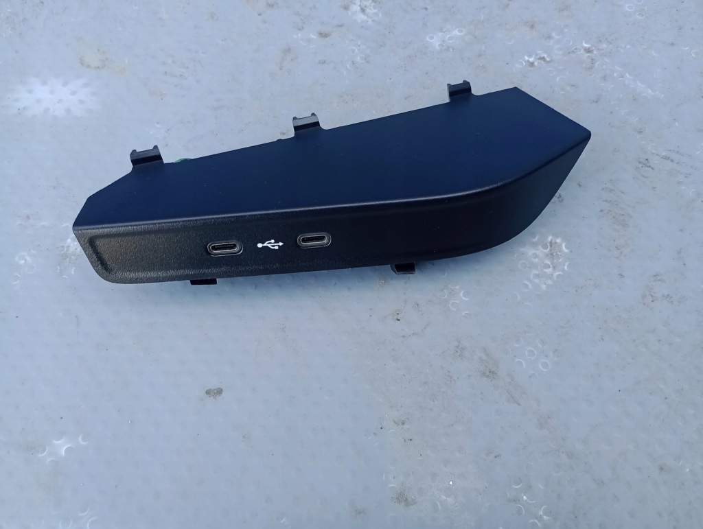 фото №1, Skoda kamiq разъём usb-c 6570357363