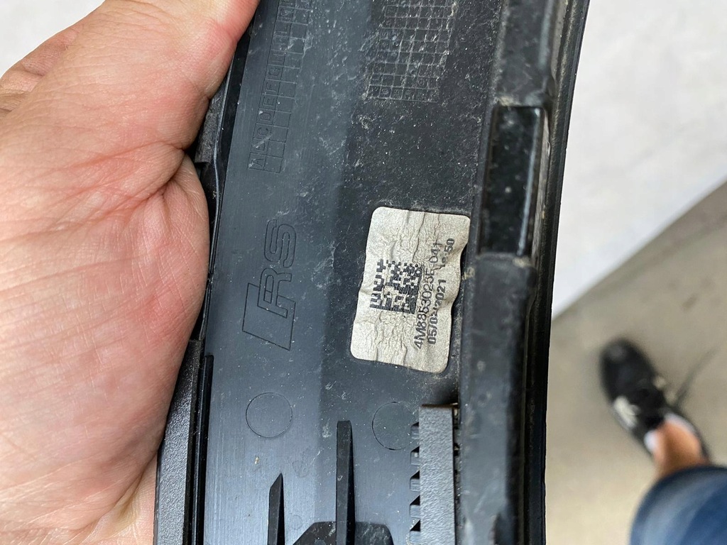 фото №5, Audi rsq8 молдинг na задний левый крыло