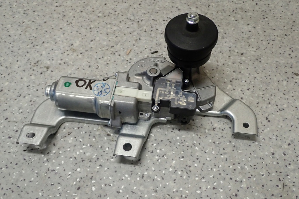 фото №4, Suzuki sx4 s-cross 13-16 моторчик дворник задняя