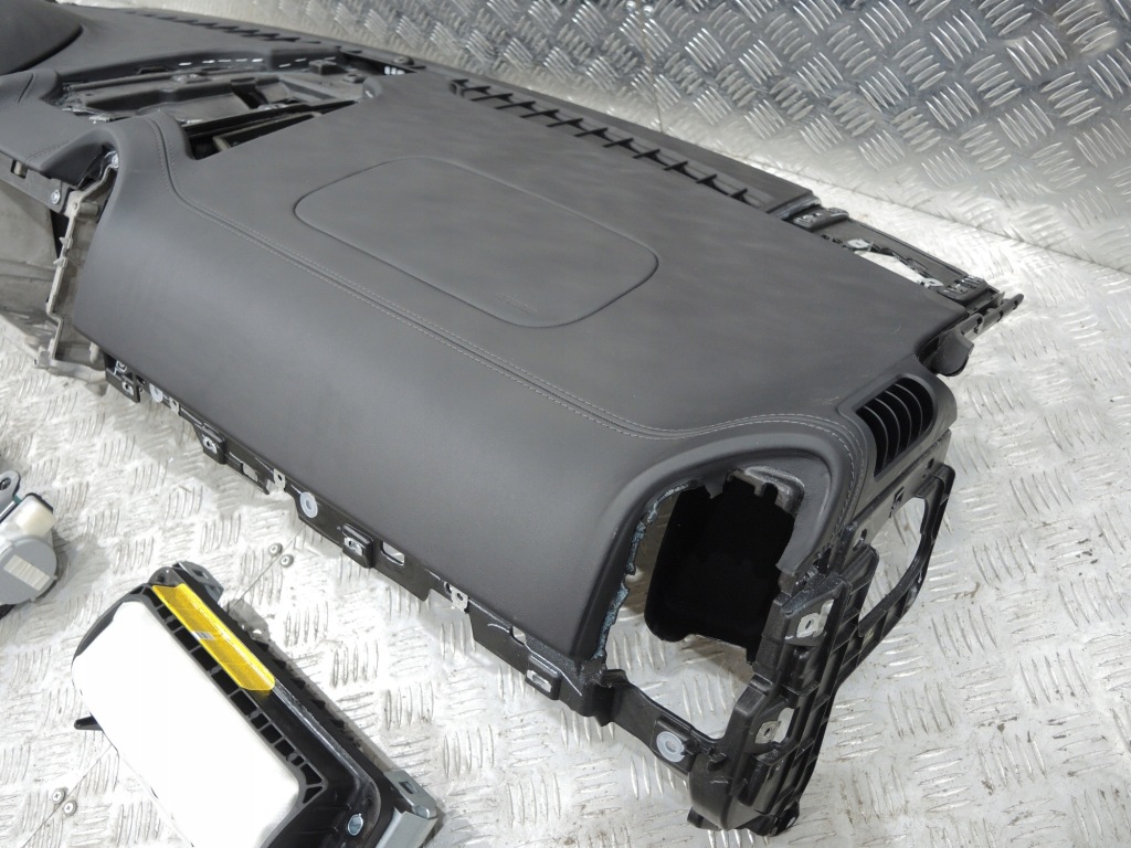 Porsche cayenne 7p5 turbo s панель  приборная панель подушка безопасности Недорого