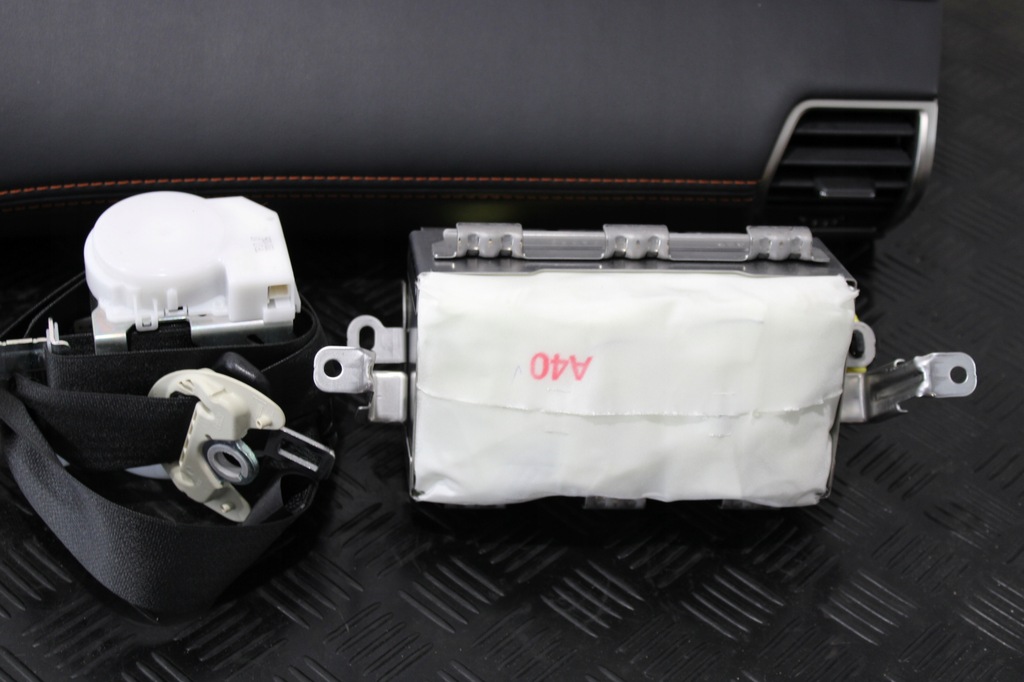 фото №8, Приборная панель консоль подушки безопасности подушка безопасности lexus nx 300h lift