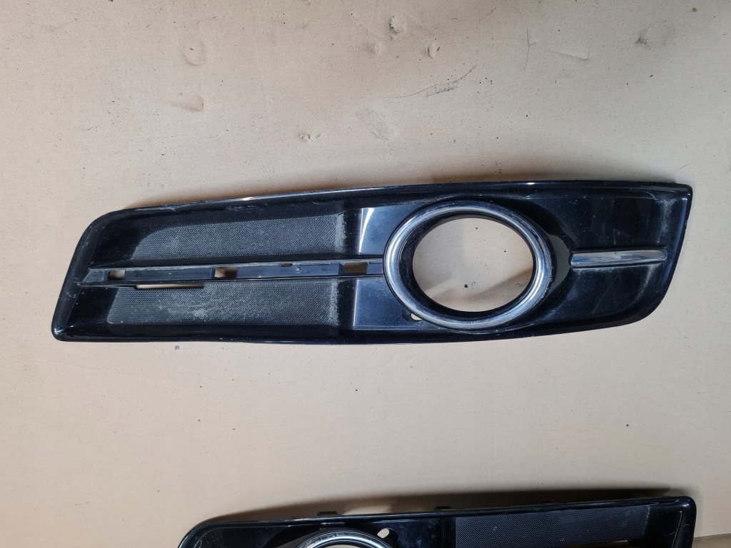 Audi a3 рестайлинг  8p0 решётка левая бампер перед оригинал Киев