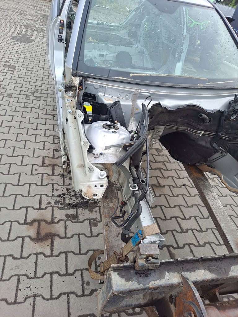 фото №2, Чверть лонжерон правий перед mercedes clc cl203