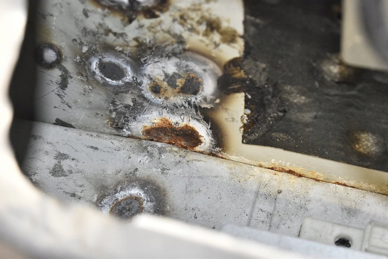 фото №13, Крышка багажника багажника задняя задняя серебристая peugeot 1007 05-09