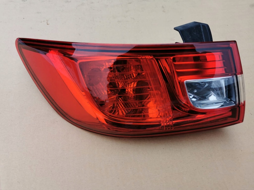 фото №1, Renault оригінальний номер 265509846r лампа задня комбінована