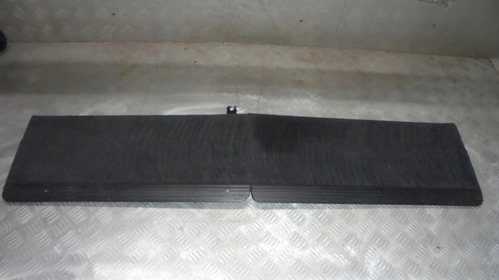 фото №1, Крышка багажника нижняя volvo xc90 2.9 bt 2003