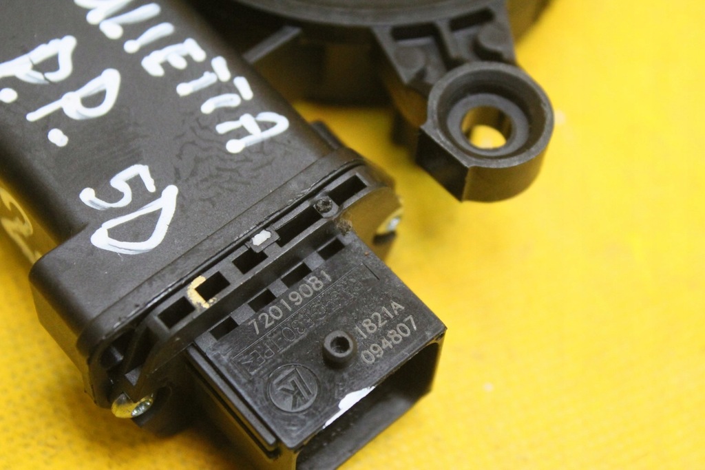 фото №7, Моторчик стекло правый перед alfa romeo giulietta