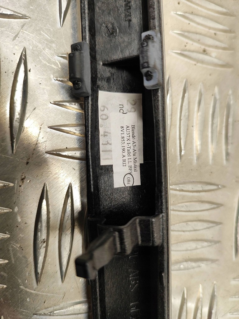 фото №9, Audi a3 s3 8v 2016 рамка бардачка панели приборной панели