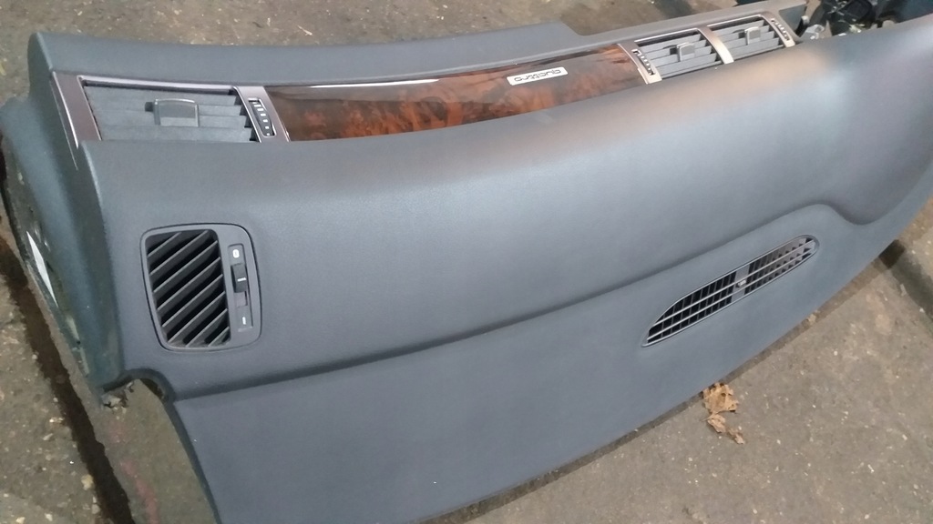 фото №6, Приборная панель консоль подушка audi a6 c5 чёрно szary