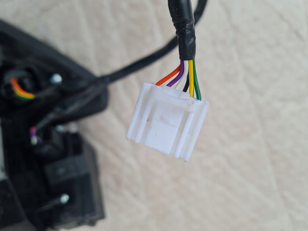 фото №5, Hyundai ioniq v кришка роз'єм заряджання