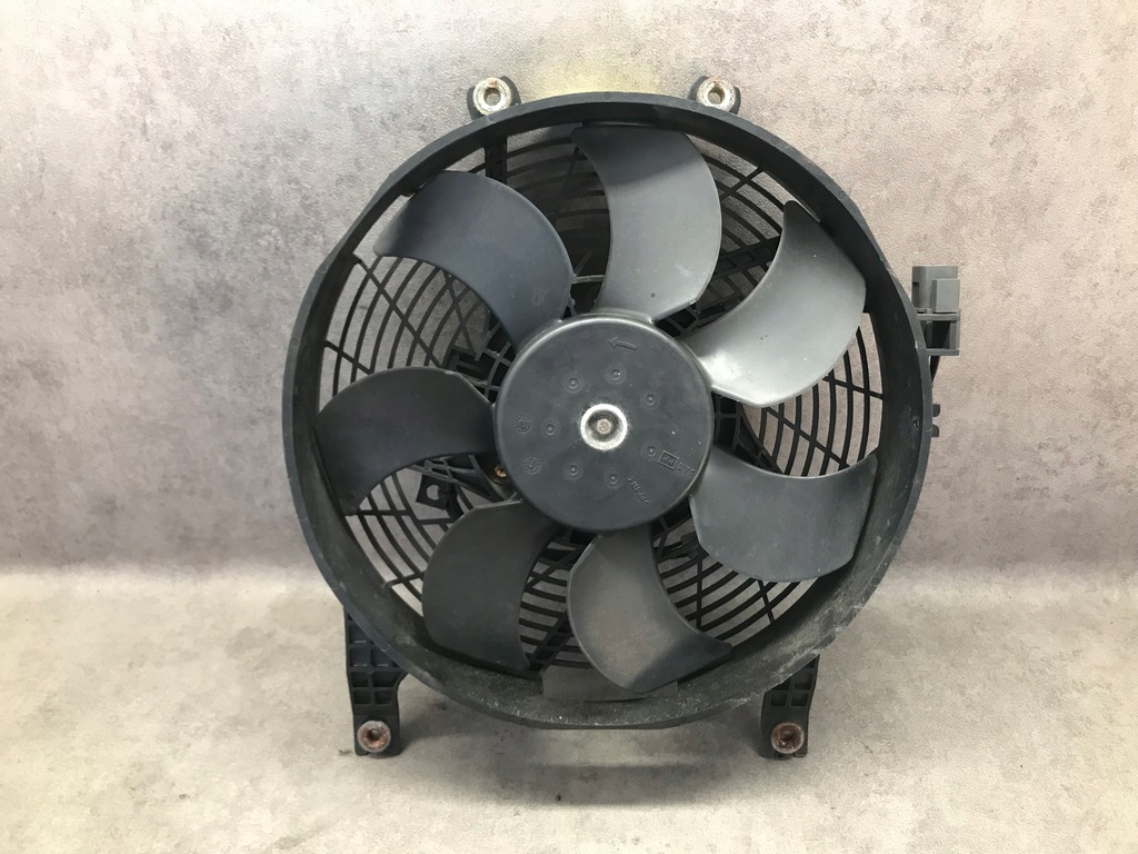 фото №1, Вентилятор радиатора mitsubishi space star 1.9did