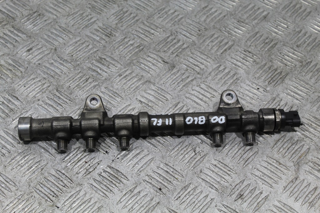 фото №1, Молдинг впрыскная fiat doblo ii 2 lift 55234437