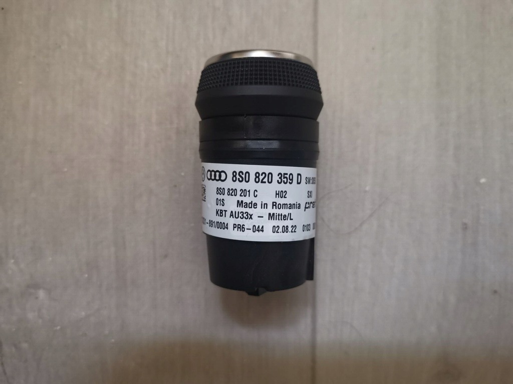 фото №1, Панель кондиционера audi tt r8 8s0820359d