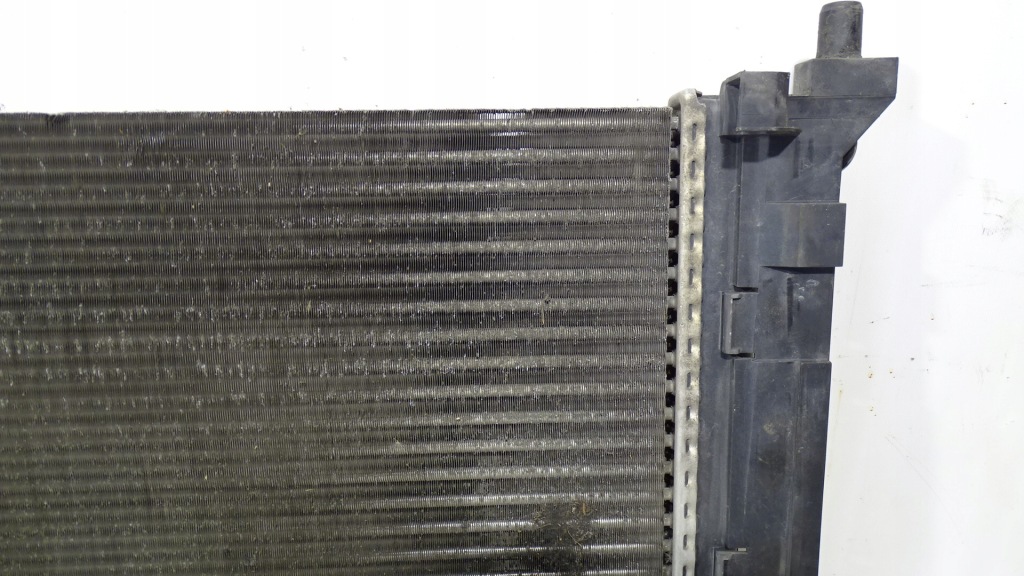 фото №10, Радіатор води mercedes w169 a150