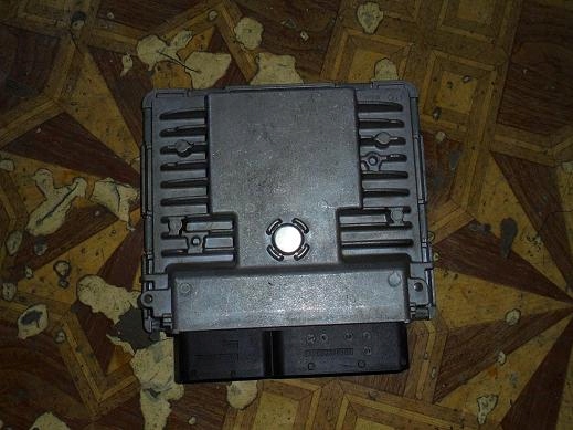 фото №1, Vw бортовий комп'ютер 03f906070gn