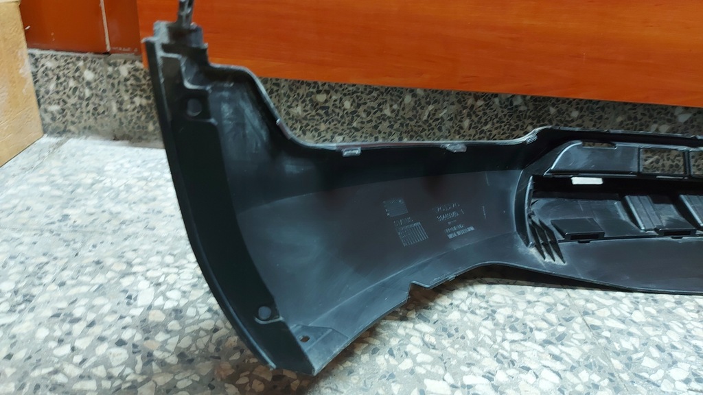 фото №15, Накладка спойлер бампера перед передня volvo xc40 17-