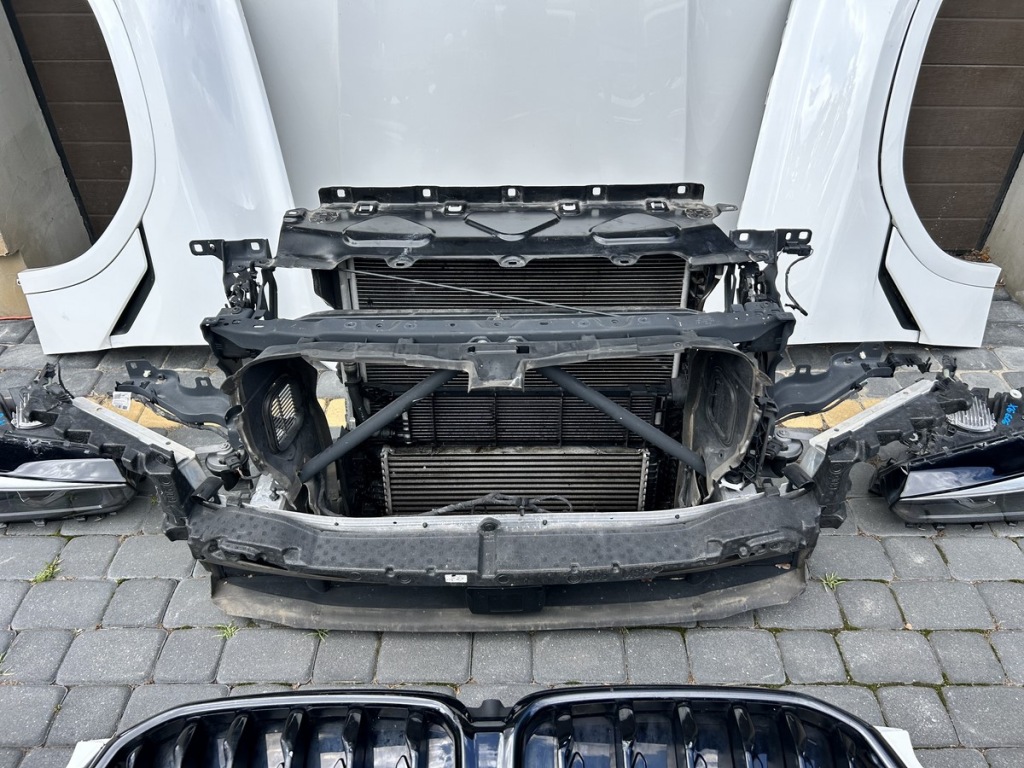 Bmw x6 g06 m-pakiet бампер перед комплектний  лампа ремінь капот 3.0d Ціна