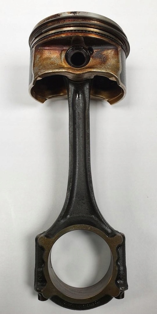 фото №1, Поршень шатун mercedes w169 1.5 266920