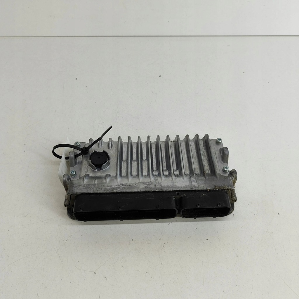 фото №1, Lexus gs 250 350 300h 450h 2014 блок управления / модуль ecu