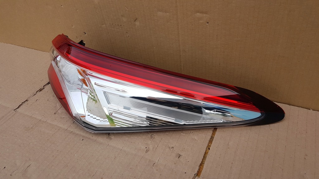фото №6, Лампа задняя правая toyota camry led