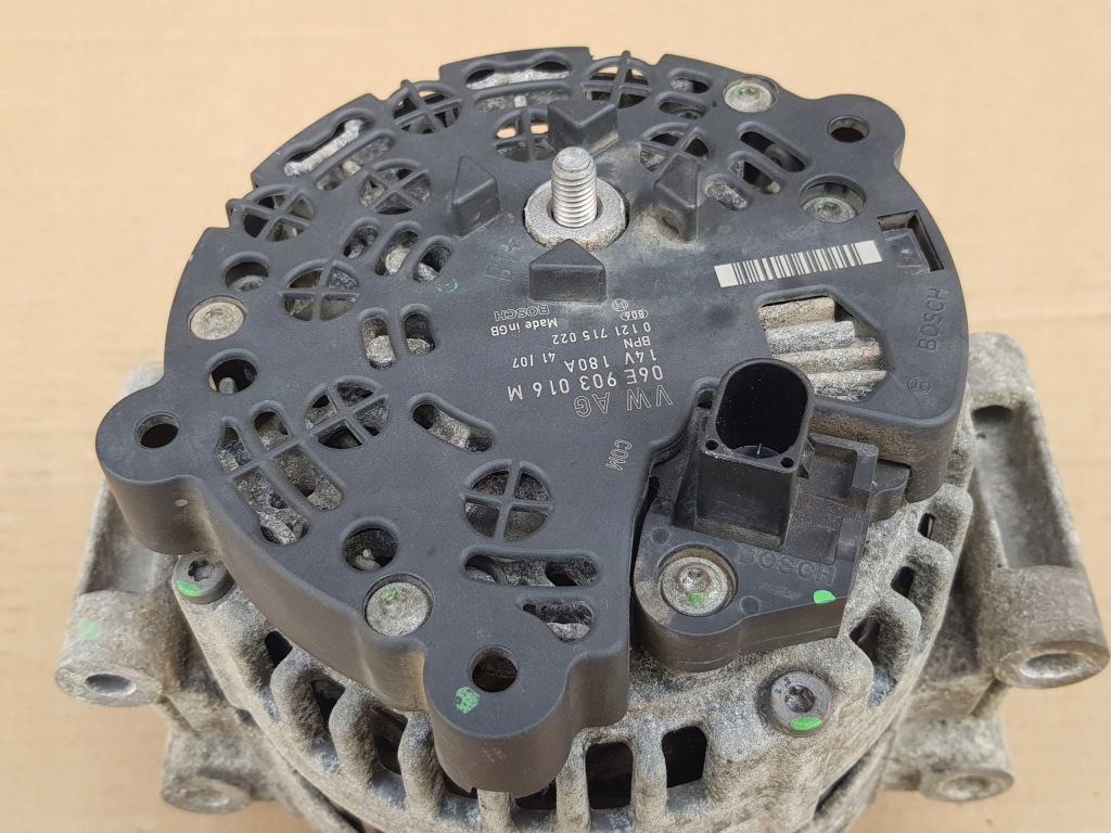 Генератор 180a / audi a6 c6 / 2.4 - 2.8 - 3.0 - 3.2 / перевірений справний Доставка