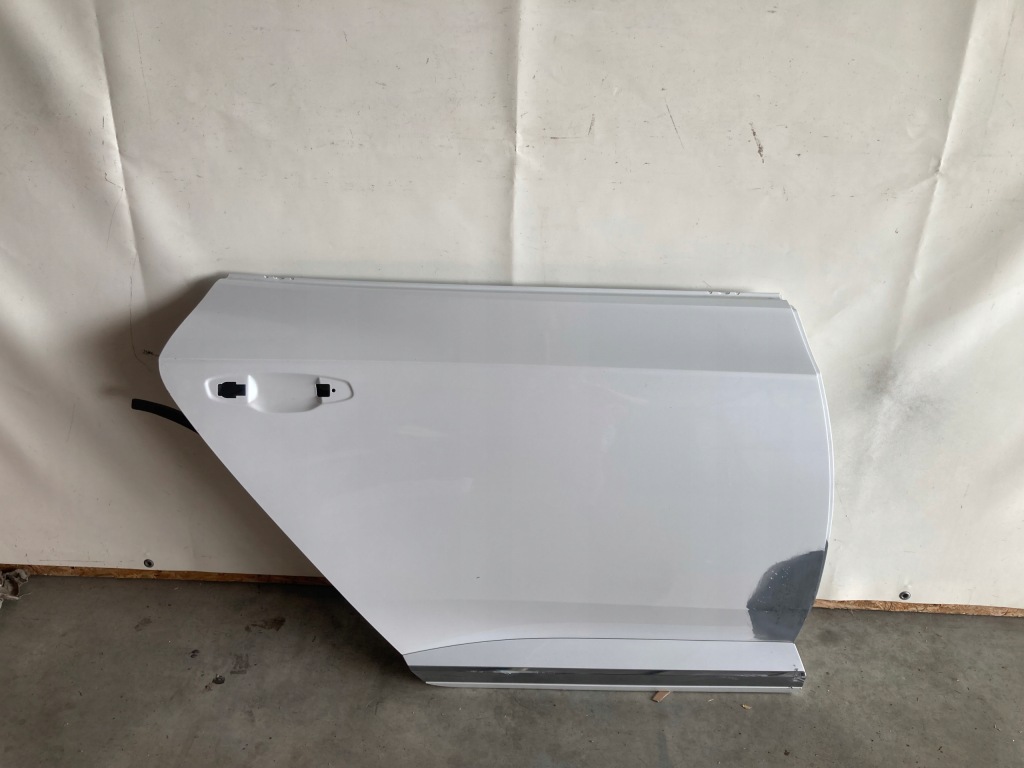 фото №1, Vw arteon двері правий задня 3g8831312c