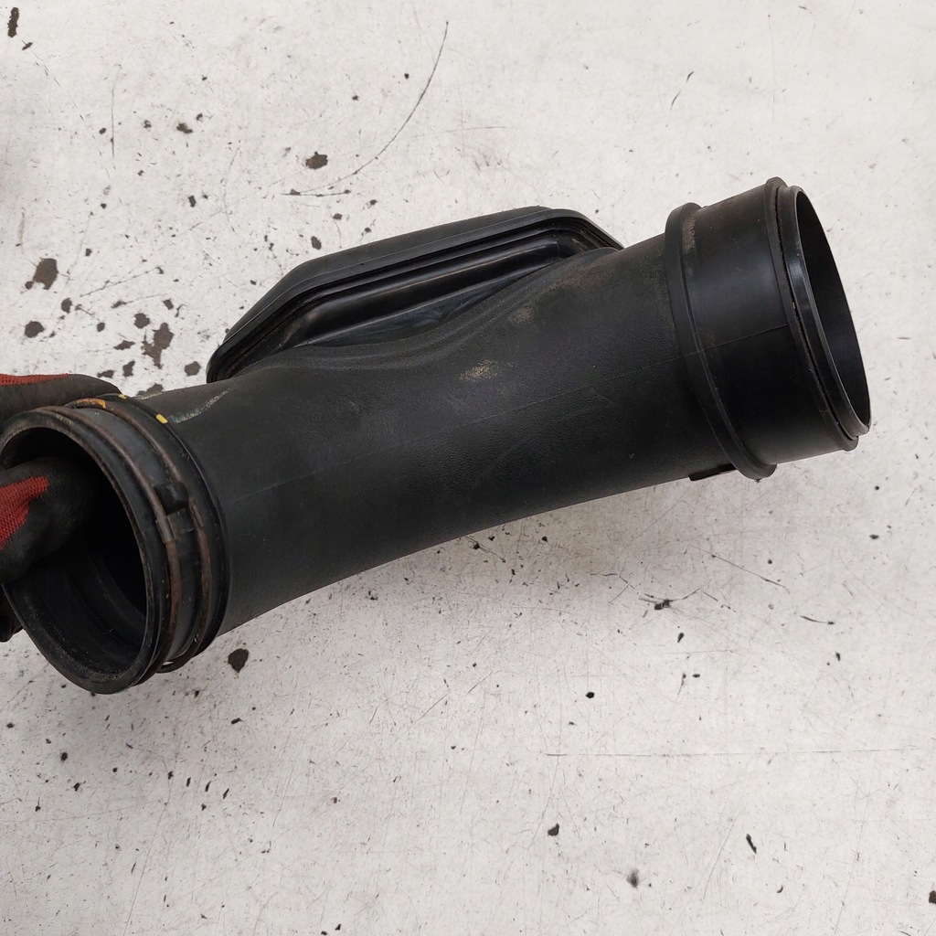 фото №6, Hyundai ix35 1,7crdi 2013 труба шланг повітря 28192-2y300 з nowego автомобіля