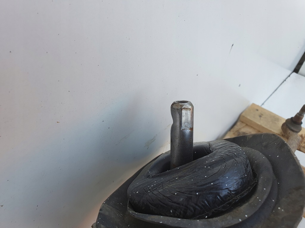 фото №8, Volvo v70 iii xc70 ii рейка рульова трансмісія кермова europa