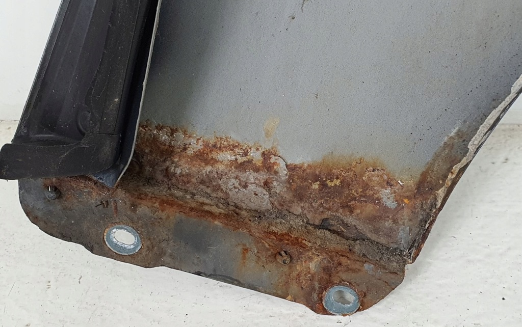 Крыло левый перед 357 mercedes w209 Цена