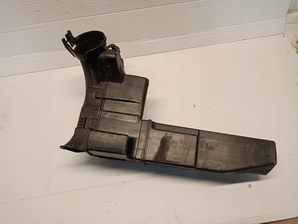 фото №9, Резонатор воздуха 9683339380 citroen ds3 1.6 vti