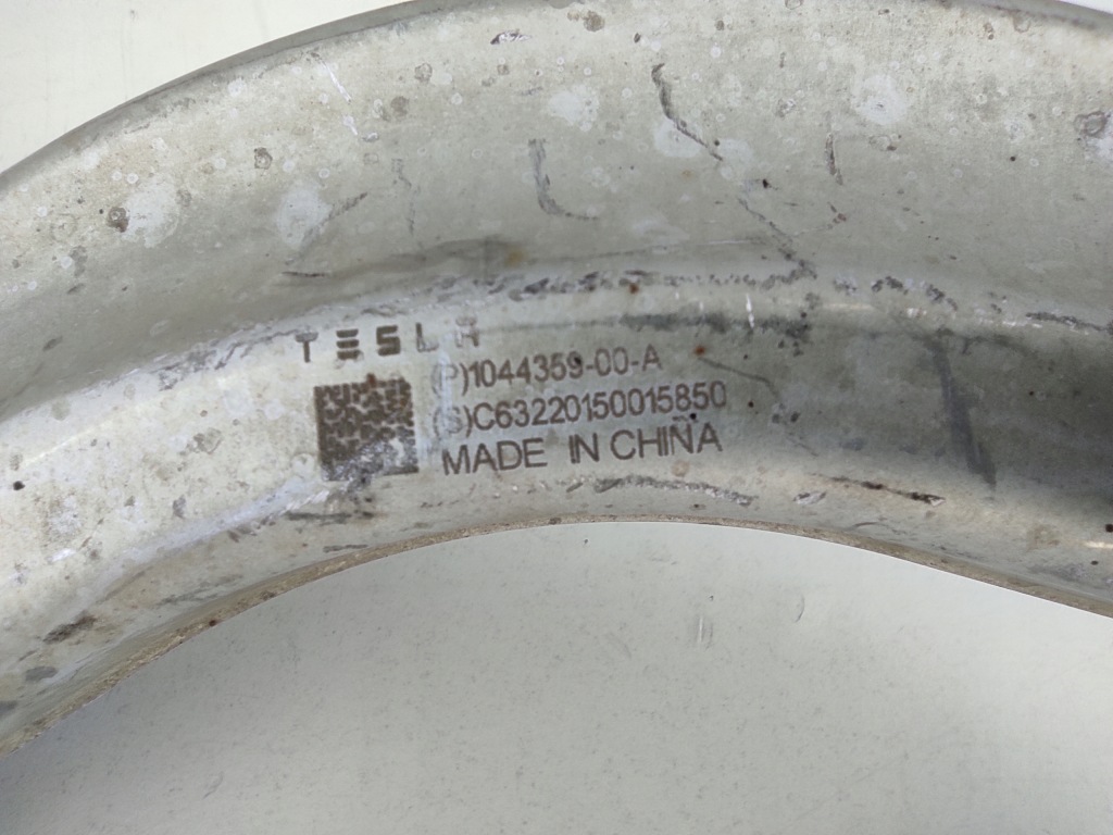 фото №3, Важіль передній перед правий нижній tesla model 3 lift y 1044359-00-a