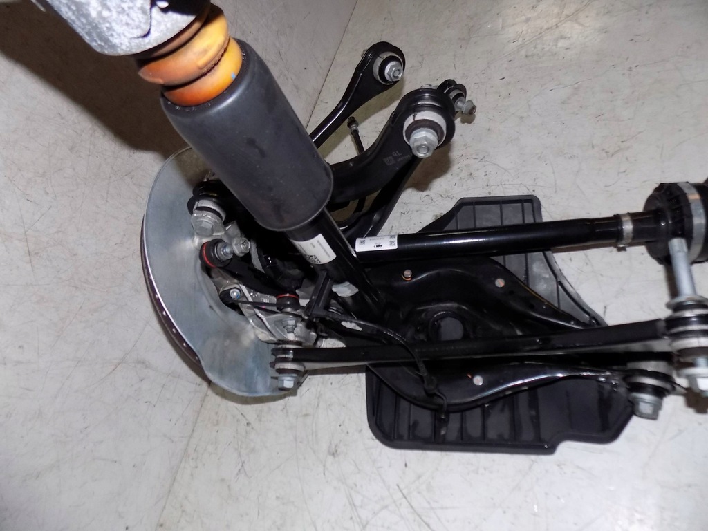 фото №6, Bmw 3 g20 330e m-pakiet поворотный кулак рычаги подвеска левая задняя 6899305