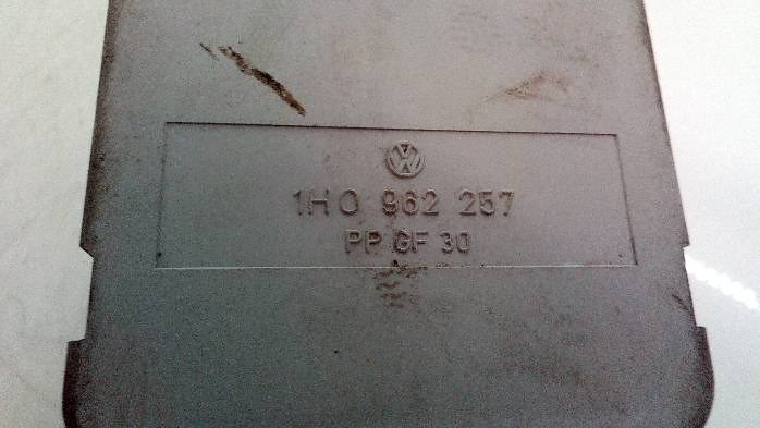 фото №6, Помпа замка центрального golf iii 1h0962257