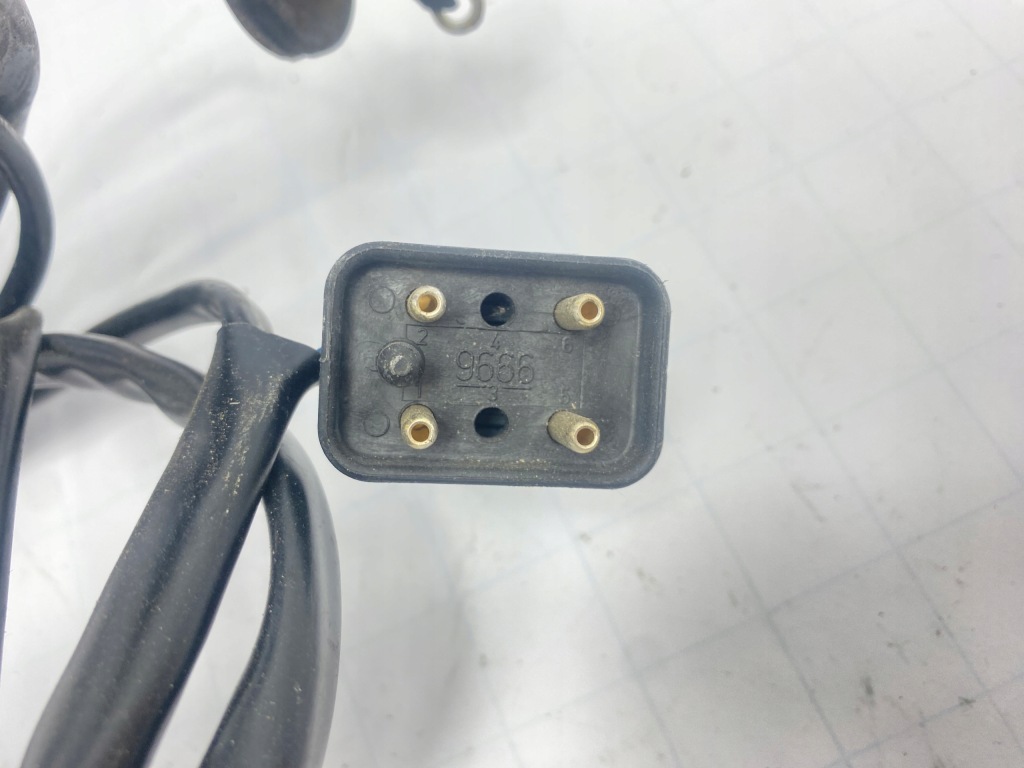 Купити Джгут електропроводка насоса пального бензин mercedes w124 1244408708