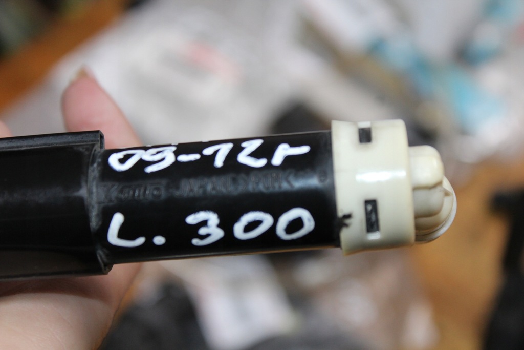 фото №9, Омивач лампа лівий rav-4 iii lift 09-12r 85273-42010