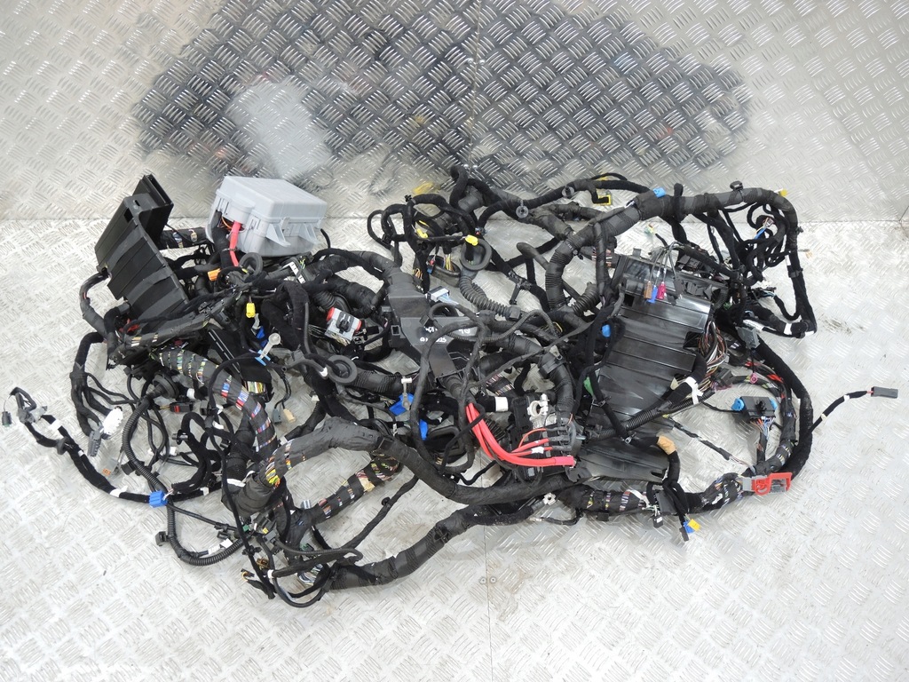 фото №1, Alfa romeo stelvio q4 электропроводка салона