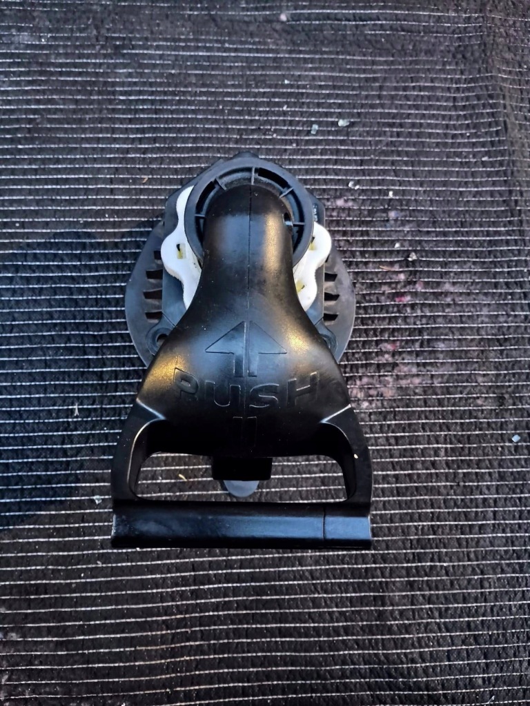 фото №1, Кронштейн колеса запасного підйомник renault clio iv hb 12- 8200922466