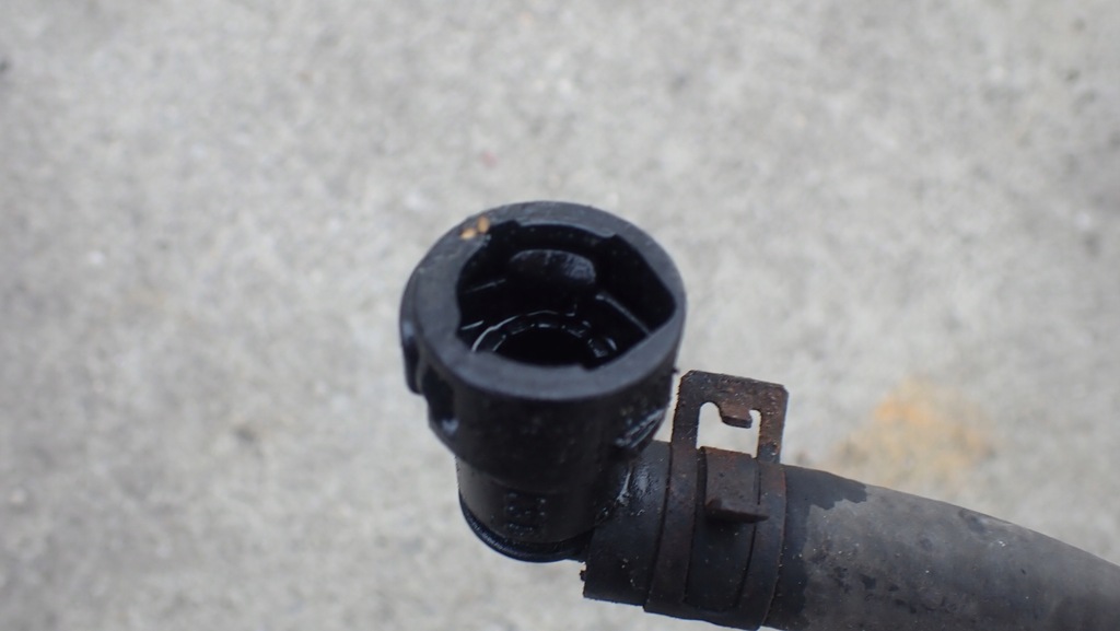 фото №9, Радиатор масла volvo v70 xc70 s80 31280430