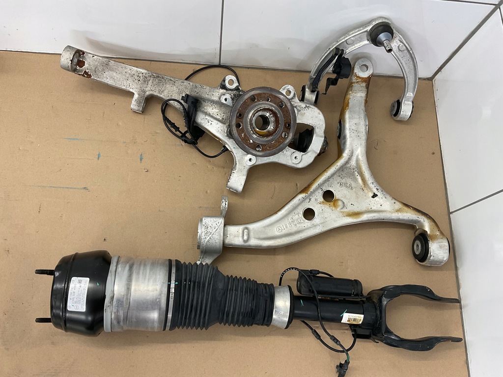 фото №1, Mercedes gls x166 gl амортизатор важіль поворотний кулак