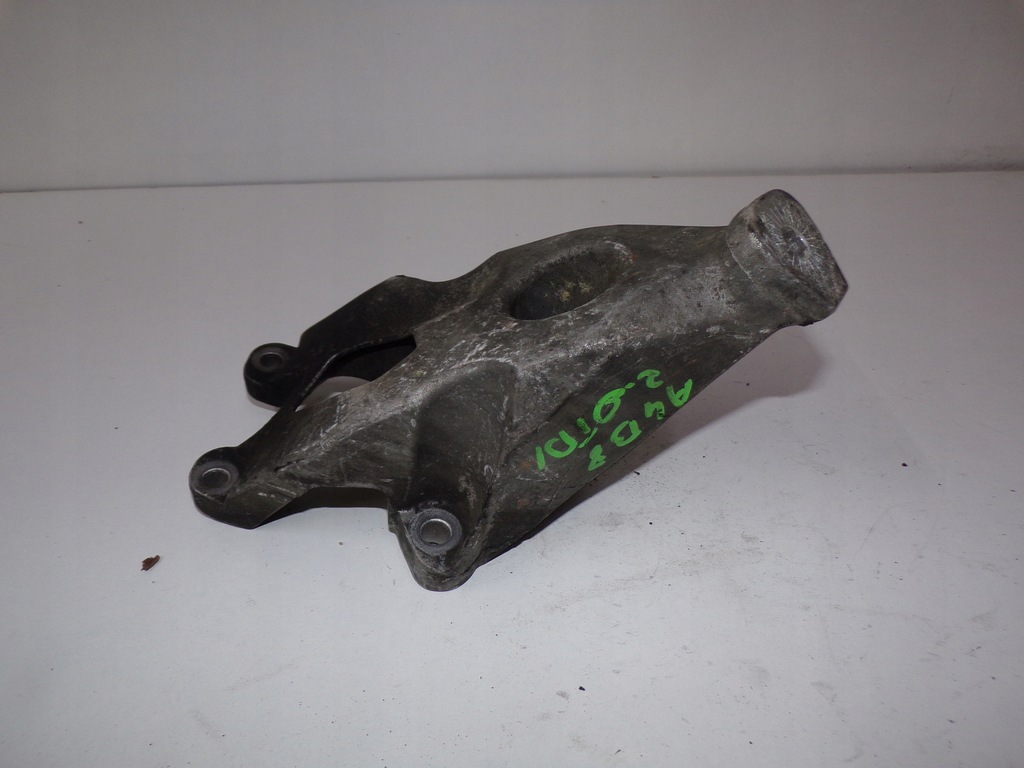 фото №1, Кронштейн подушка двигуна audi a4 b8