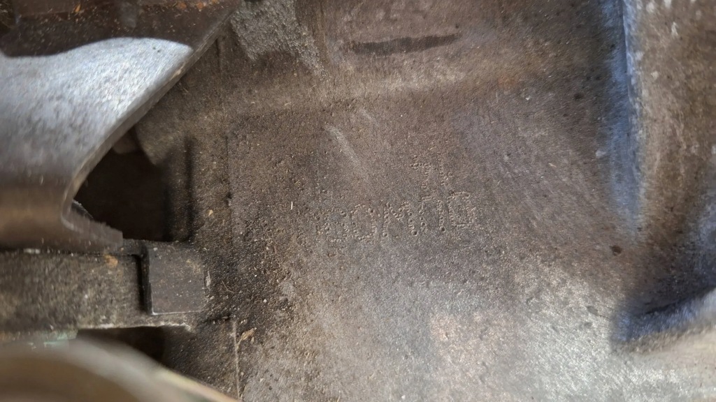 Корпус акумулятор am51-10723-ad ford kuga mk2 fokus mk3 Недорого