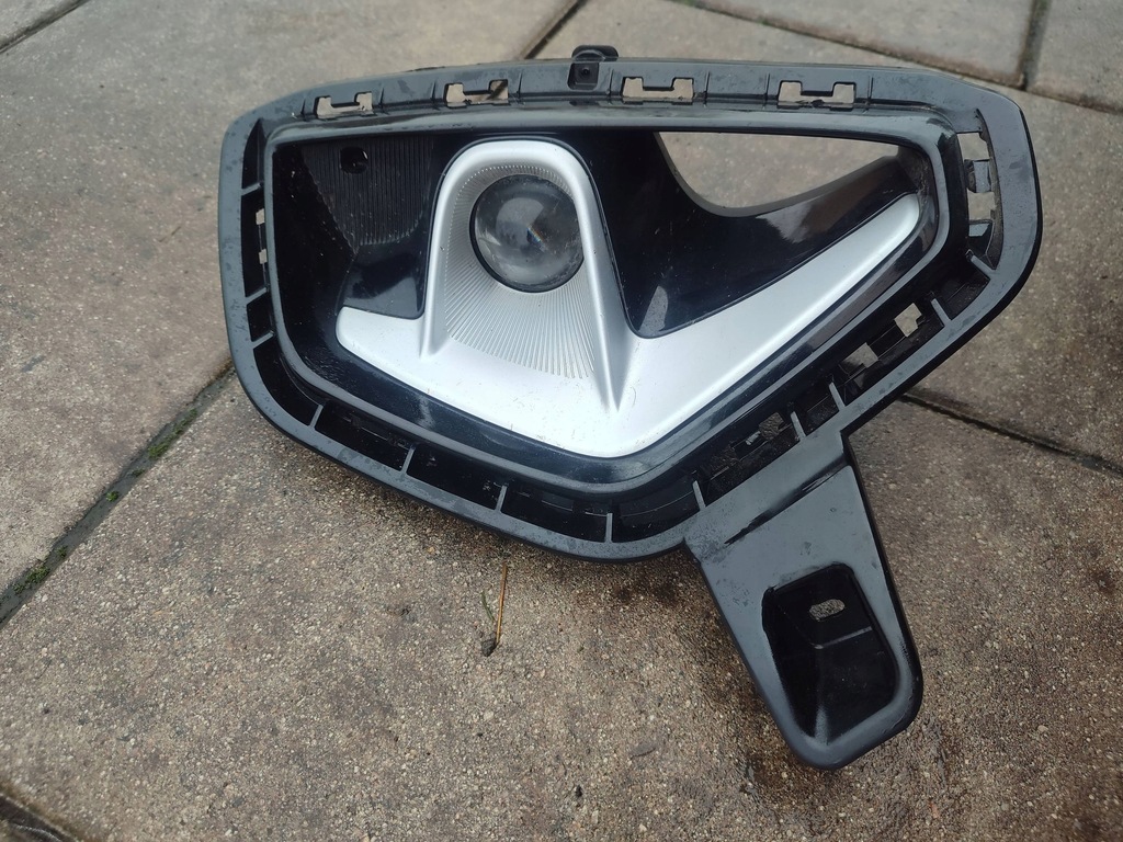 фото №11, Решётка противотуманной фары левая противотуманная фара бампера перед передний kia stonic 2023