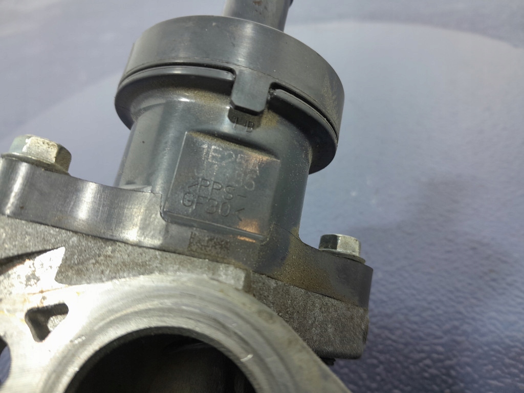 фото №6, Toyota corolla xii e21 1.8 гібрид 122 km корпус термостата