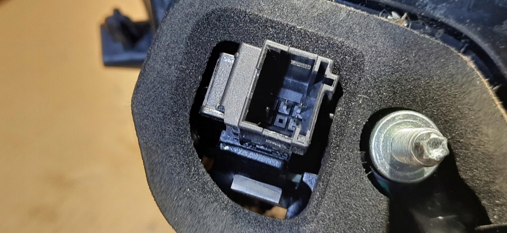 Купити Фара правий задній задня led peugeot 2008 2 fr2695020201