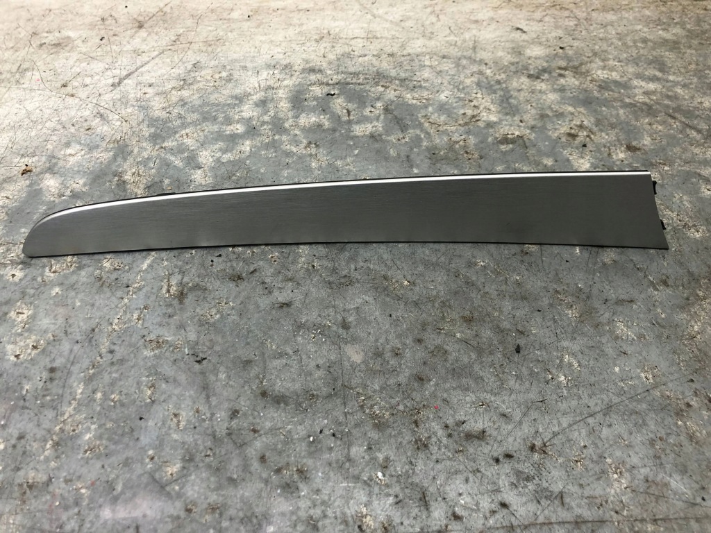 фото №1, Молдинг dekor дверь левый перед audi q5 8r s-line 8r0867409