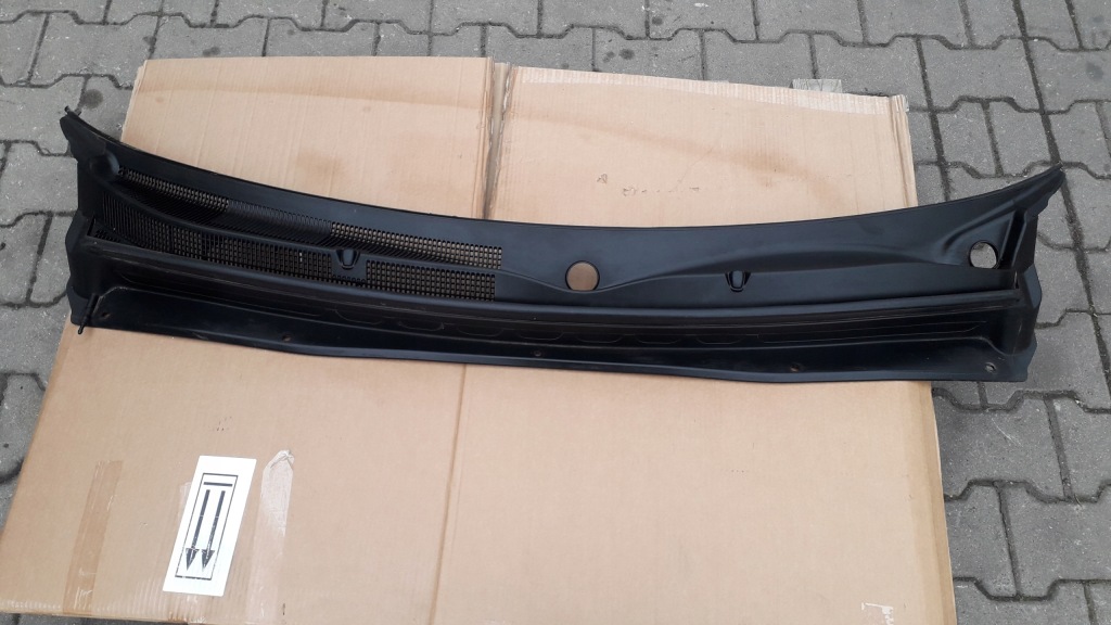 фото №1, Kia soul i 08-13 жабо пластиковый оригинал eu