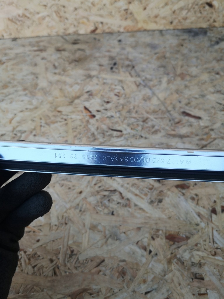 Mercedes cla w117 молдинг кровельная левая sedan ładna хром a11767301 в Украине