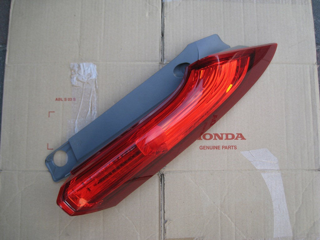 фото №7, Лампа задняя правая honda crv iv 2013-2017r оригинал