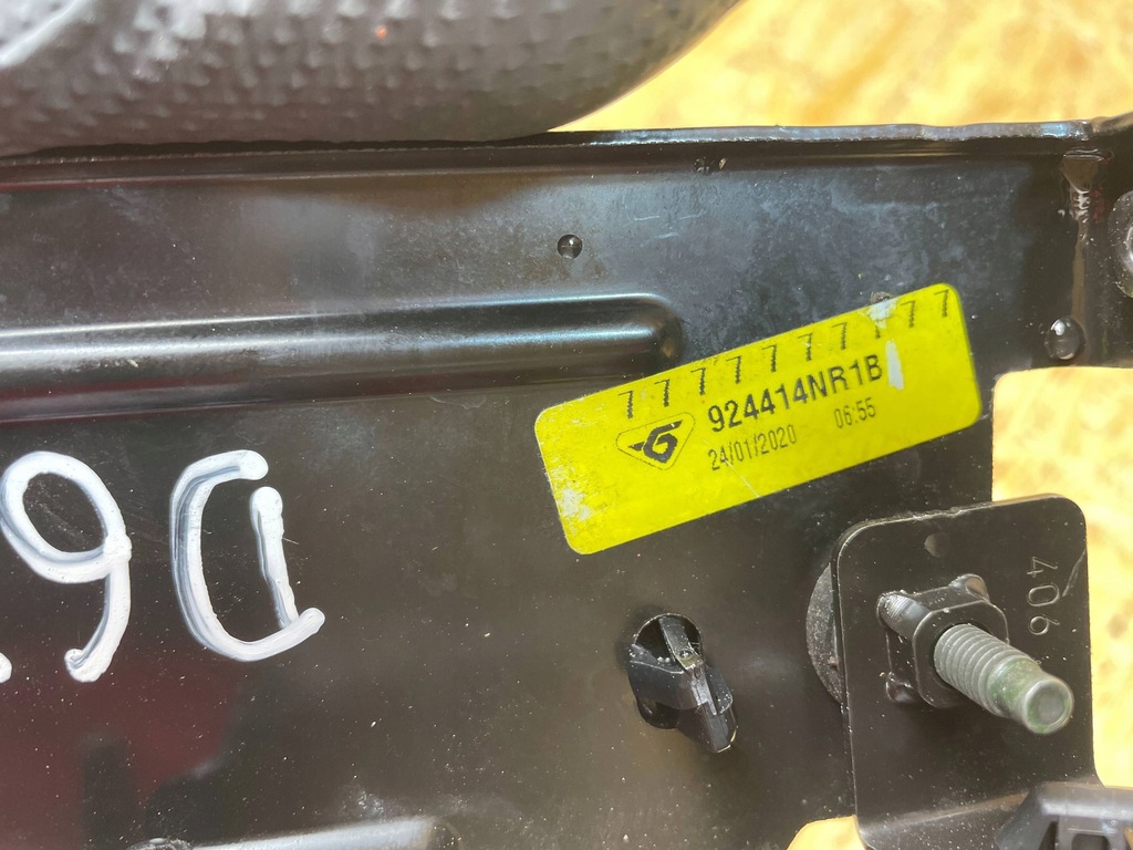 фото №9, Кронштейн кронштейн трубопровод клапанов кондиционера nissan leaf ii 924414nr1b